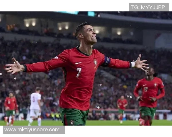 姐姐力挺C罗:批评他去白宫的声音令人失望他为葡萄牙付出二十年