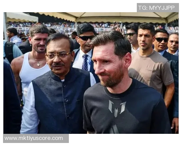 梅西社交媒体被土耳其球迷热情围攻呼吁加盟加拉塔萨雷